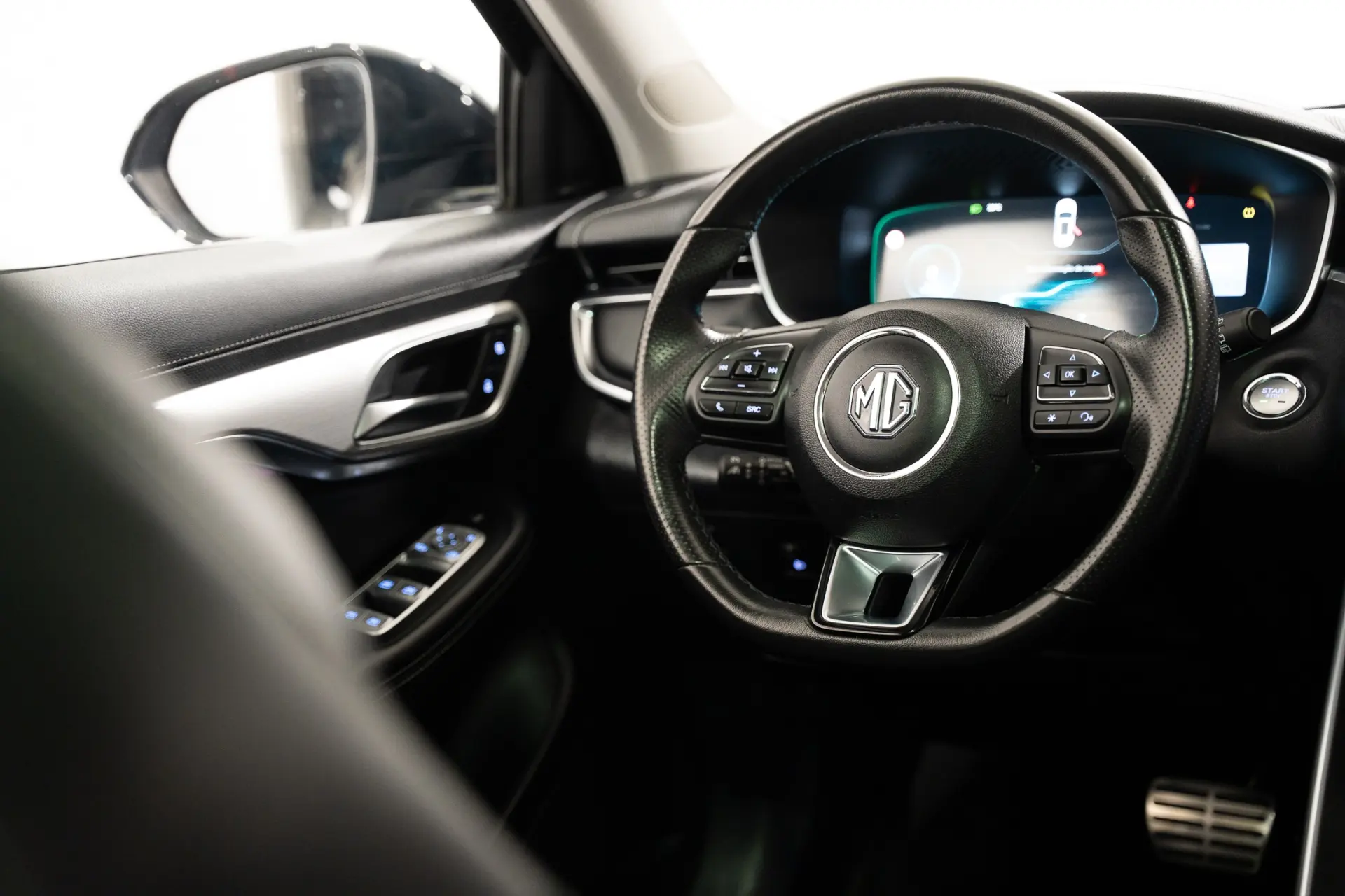 MG Marvel R 70 kWh Luxury 10