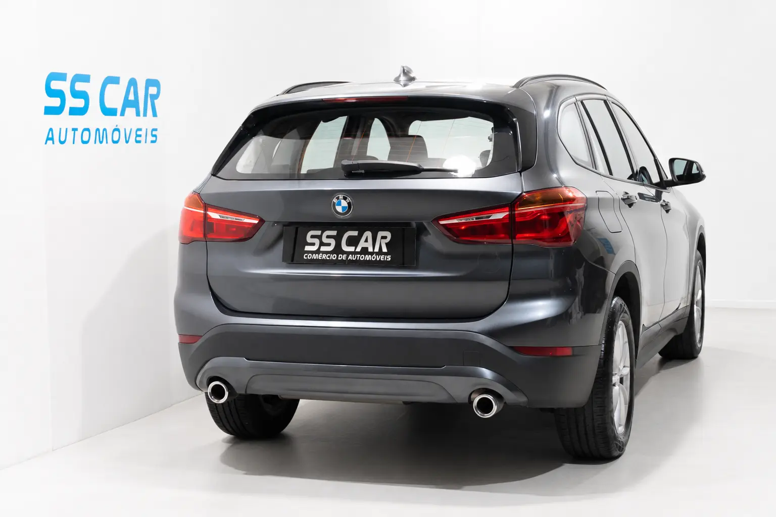 BMW X1 18 d sDrive Advantage 6
