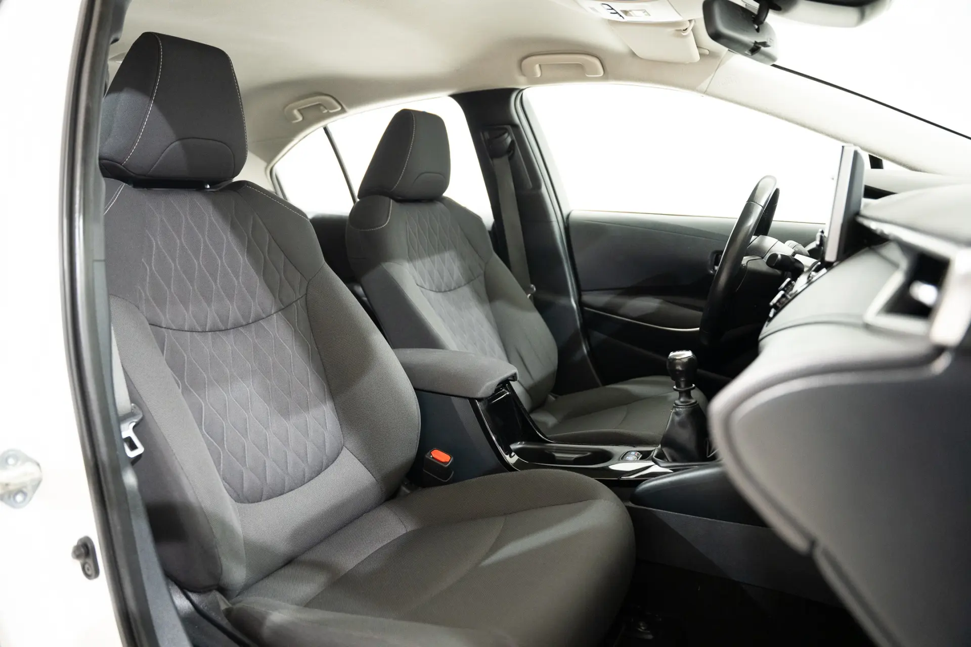 Toyota Corolla COMFORT 1.5 VVTi 24