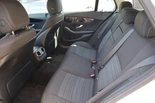 Mercedes-Benz C 180 d Station 9G-TRONIC 16