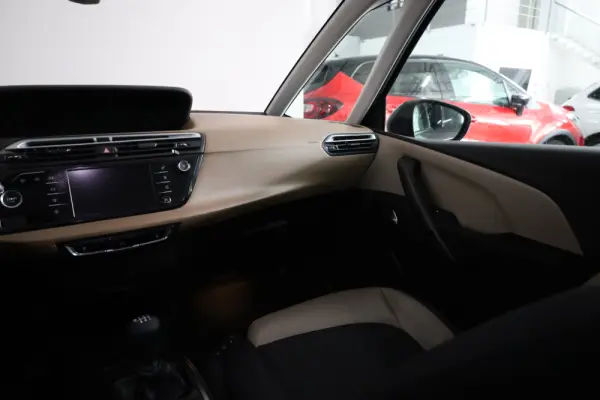 Citroen C4 Grand Picasso 1.6 HDi FAP (7L) Exclusive 25