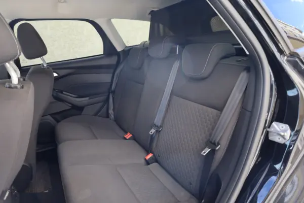 Ford Focus 1.0 EcoBoost S&S Champions Edition 15