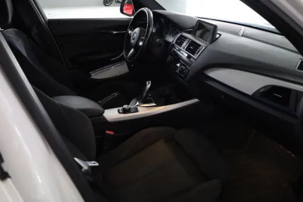 BMW 118 d Aut. M Sport 15