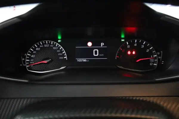 Peugeot 2008 Active Pack EAT8 11
