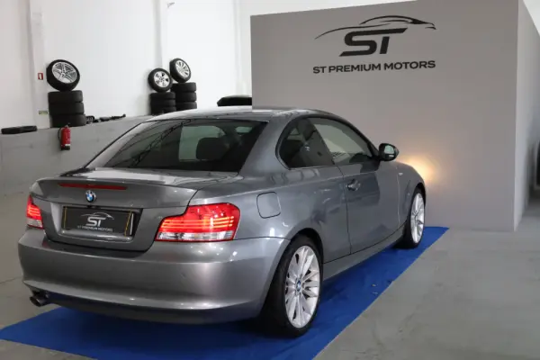 BMW 120 d Edition Sport 18