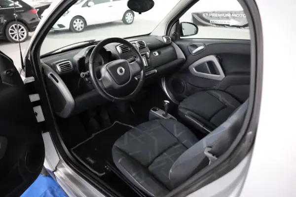 Smart ForTwo Coupé 1.0 mhd Passion 71 6