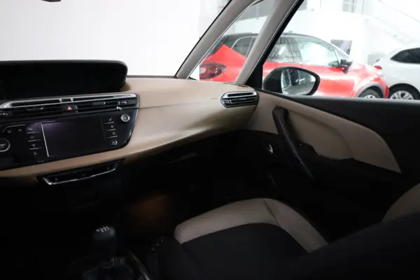 Citroen C4 Grand Picasso 1.6 HDi FAP (7L) Exclusive 13