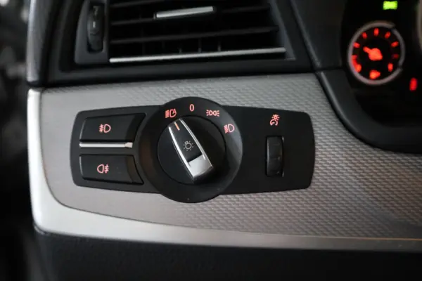 BMW 520 d Pack M Auto 11