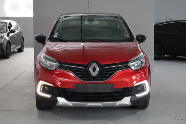 Renault Captur 1.3 TCe Exclusive 3