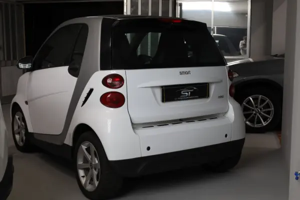 Smart ForTwo Coupé 1.0 mhd Pure 71 Softouch 4