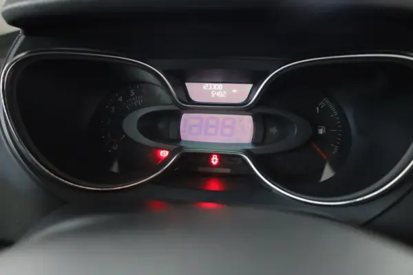 Renault Captur 1.3 TCe Exclusive 15
