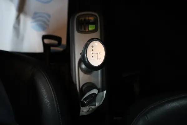 Smart ForTwo Coupé 1.0 mhd Pure 71 Softouch 12