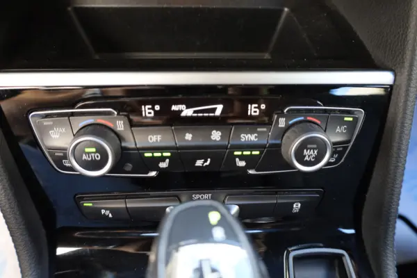 BMW 218 Active Tourer d Aut. M Sport 7