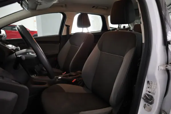 Ford Focus 1.0 EcoBoost S&S COOL&CONNECT 14