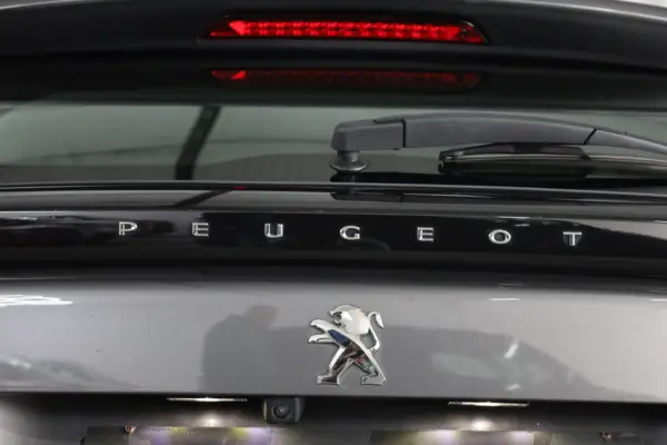 Peugeot 2008 Active Pack EAT8 24