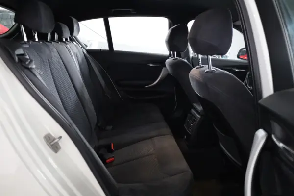 BMW 118 d Aut. M Sport 19