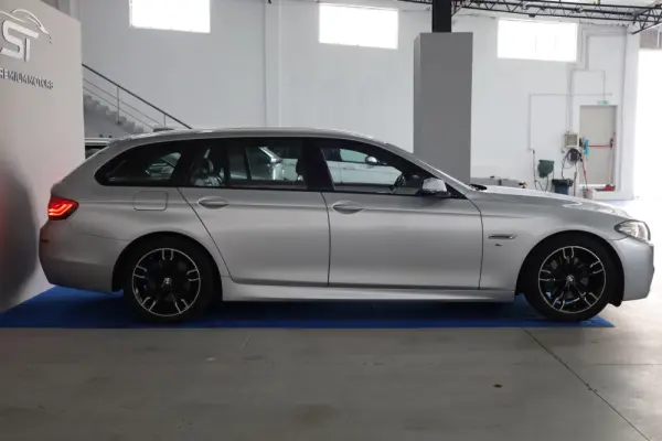 BMW 520 d Pack M Auto 4