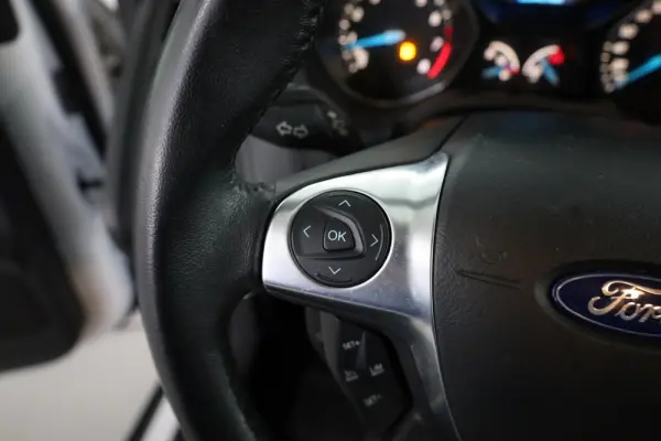 Ford Focus 1.0 EcoBoost S&S COOL&CONNECT 9