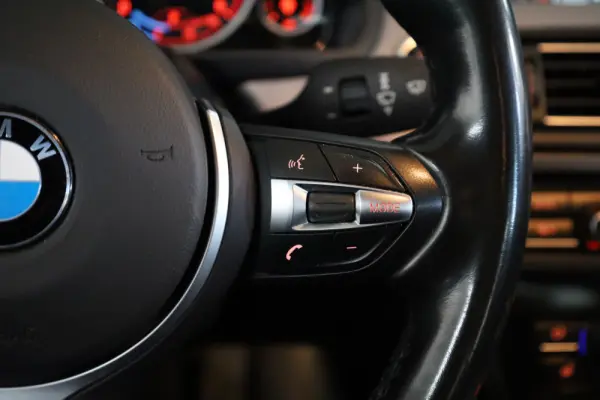 BMW 520 d Pack M Auto 25