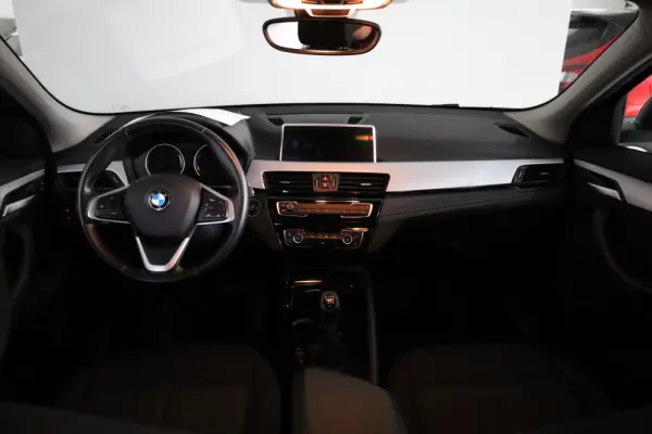 BMW X2 18 d sDrive 14