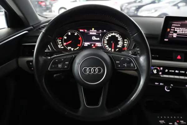Audi A4 Avant 2.0 TDI S tronic sport 9