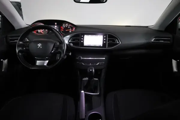 Peugeot 308 SW 1.6 BlueHDi Allure 15