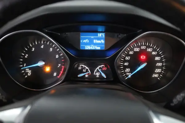 Ford Focus 1.0 EcoBoost S&S COOL&CONNECT 7