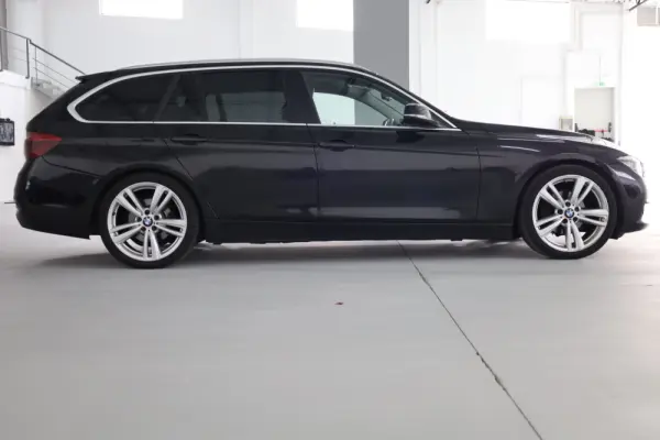 BMW 320 d Aut. Luxury Line 4