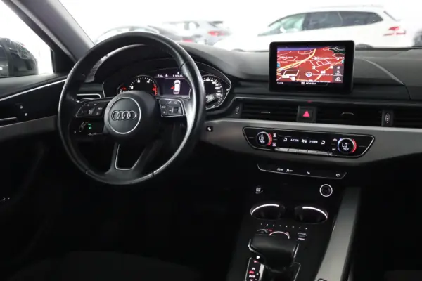 Audi A4 Avant 2.0 TDI S tronic sport 19