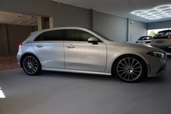 Mercedes-Benz A 180 d 7G-DCT AMG Line 7