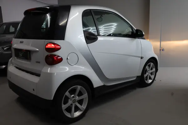 Smart ForTwo Coupé 1.0 mhd Pure 71 Softouch 19