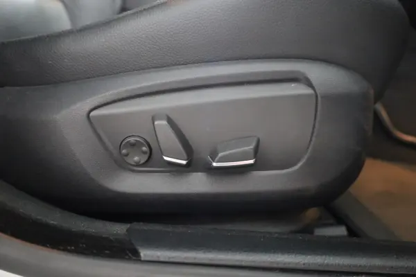 BMW 520 d Pack M Auto 5