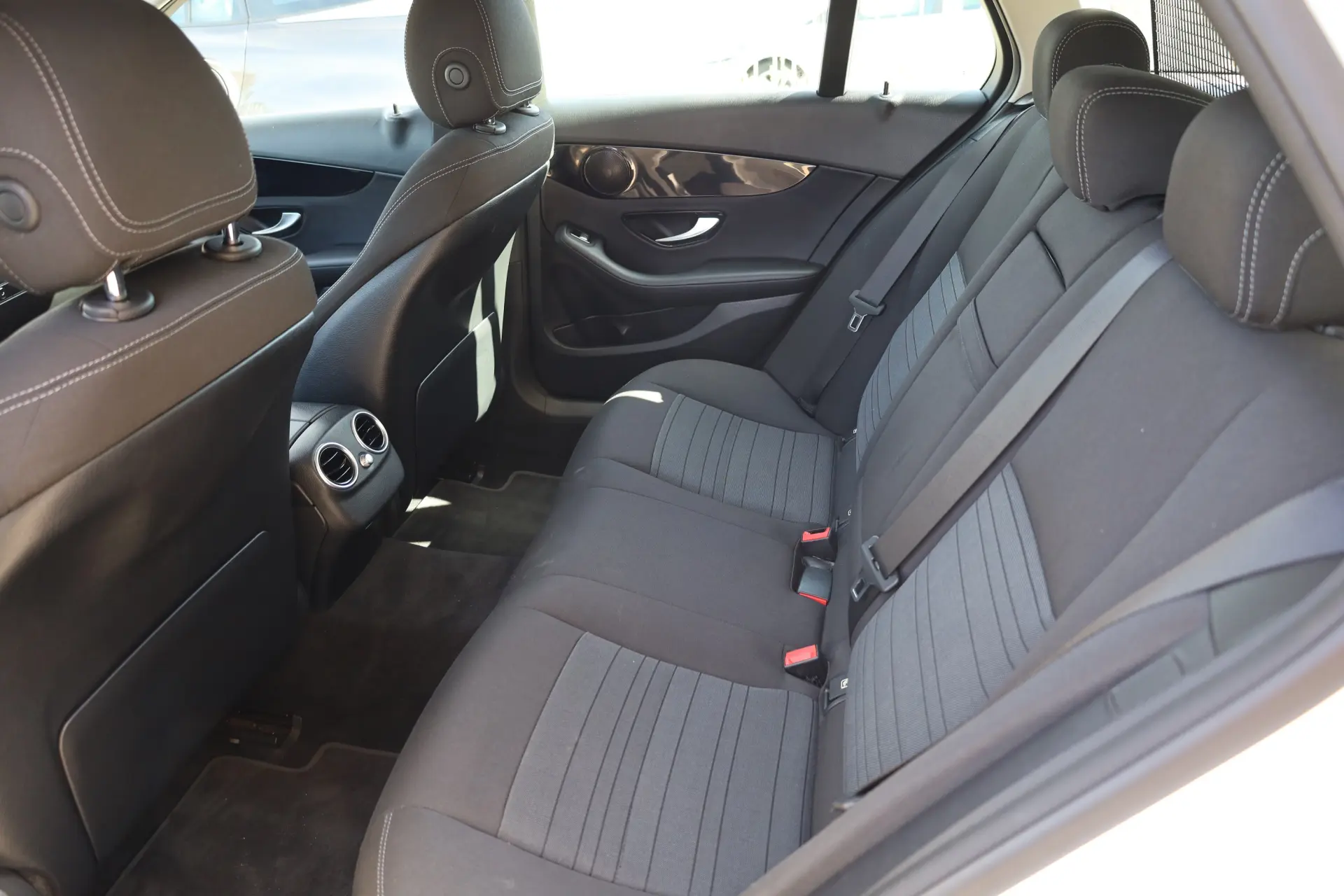 Mercedes-Benz C 180 d Station 9G-TRONIC 16