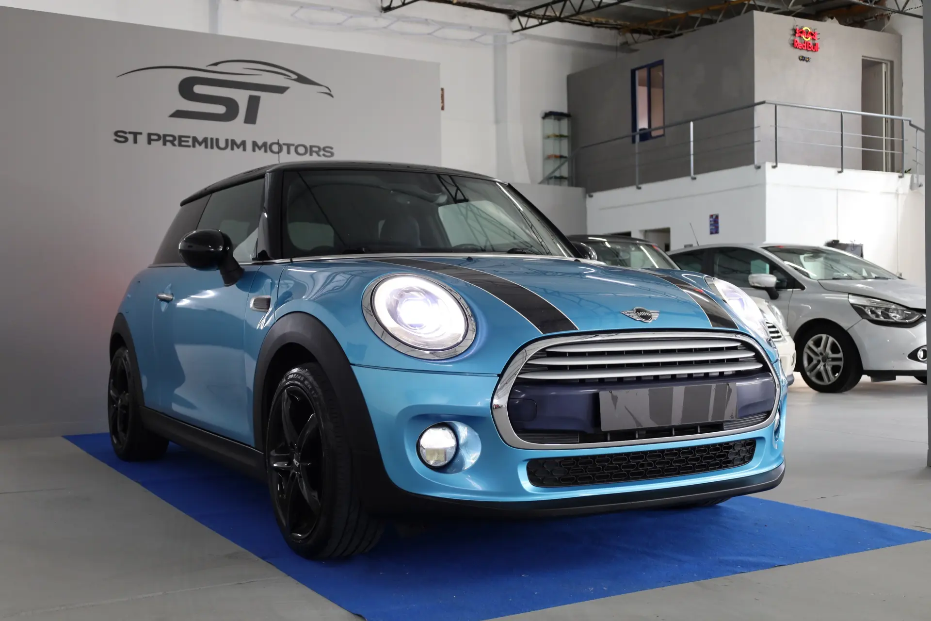 MINI 3 Portas Cooper D 4
