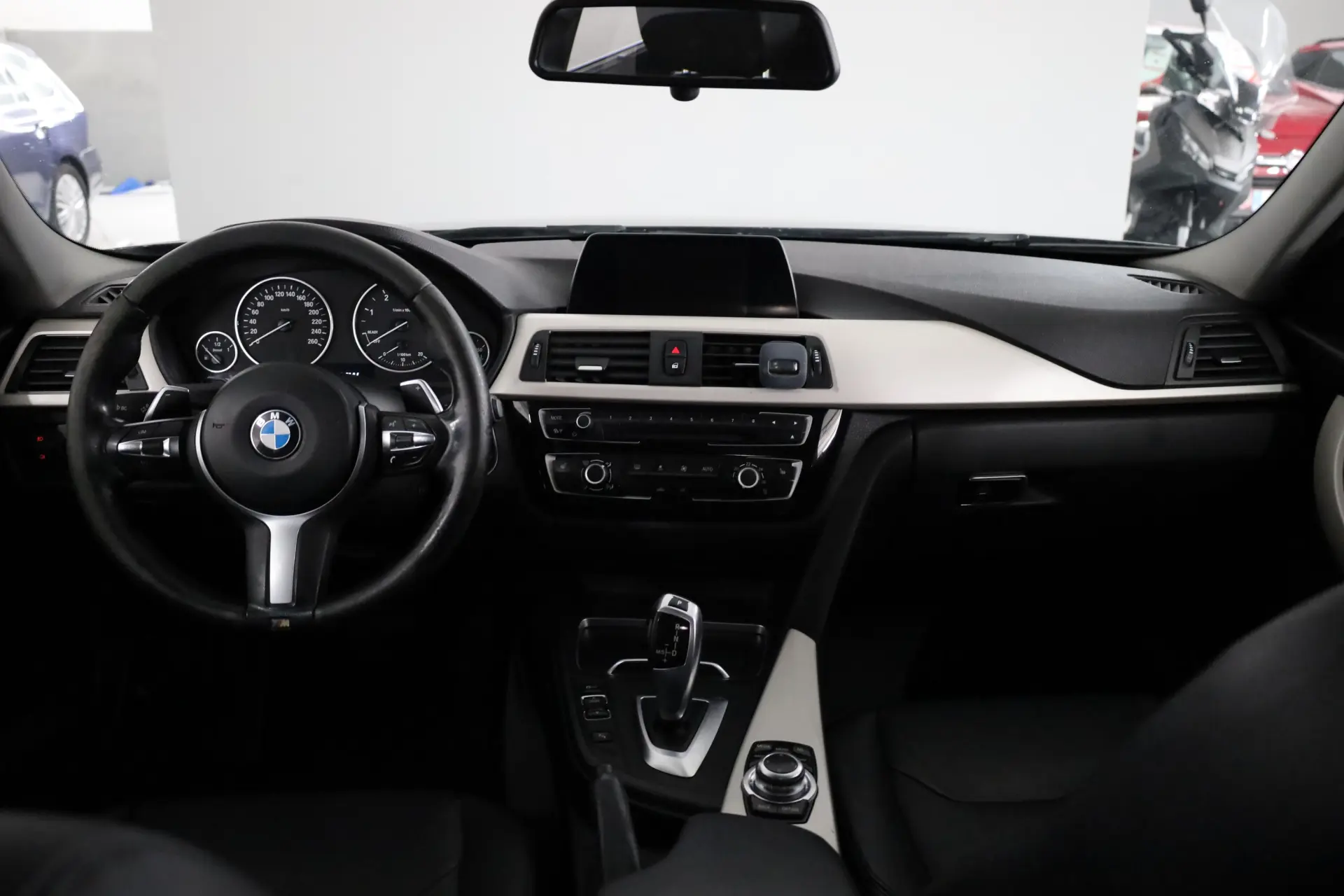 BMW 320 d Aut. Luxury Line 12