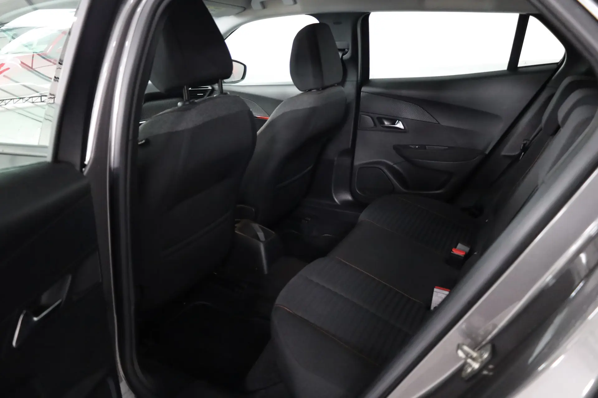 Peugeot 2008 Active Pack EAT8 19