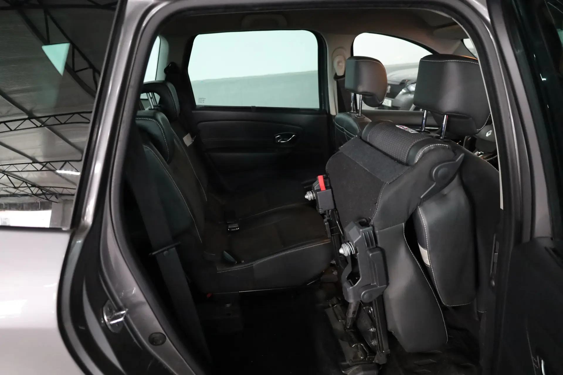 Renault Grand Scénic ENERGY dCi 110 LIMITED 28