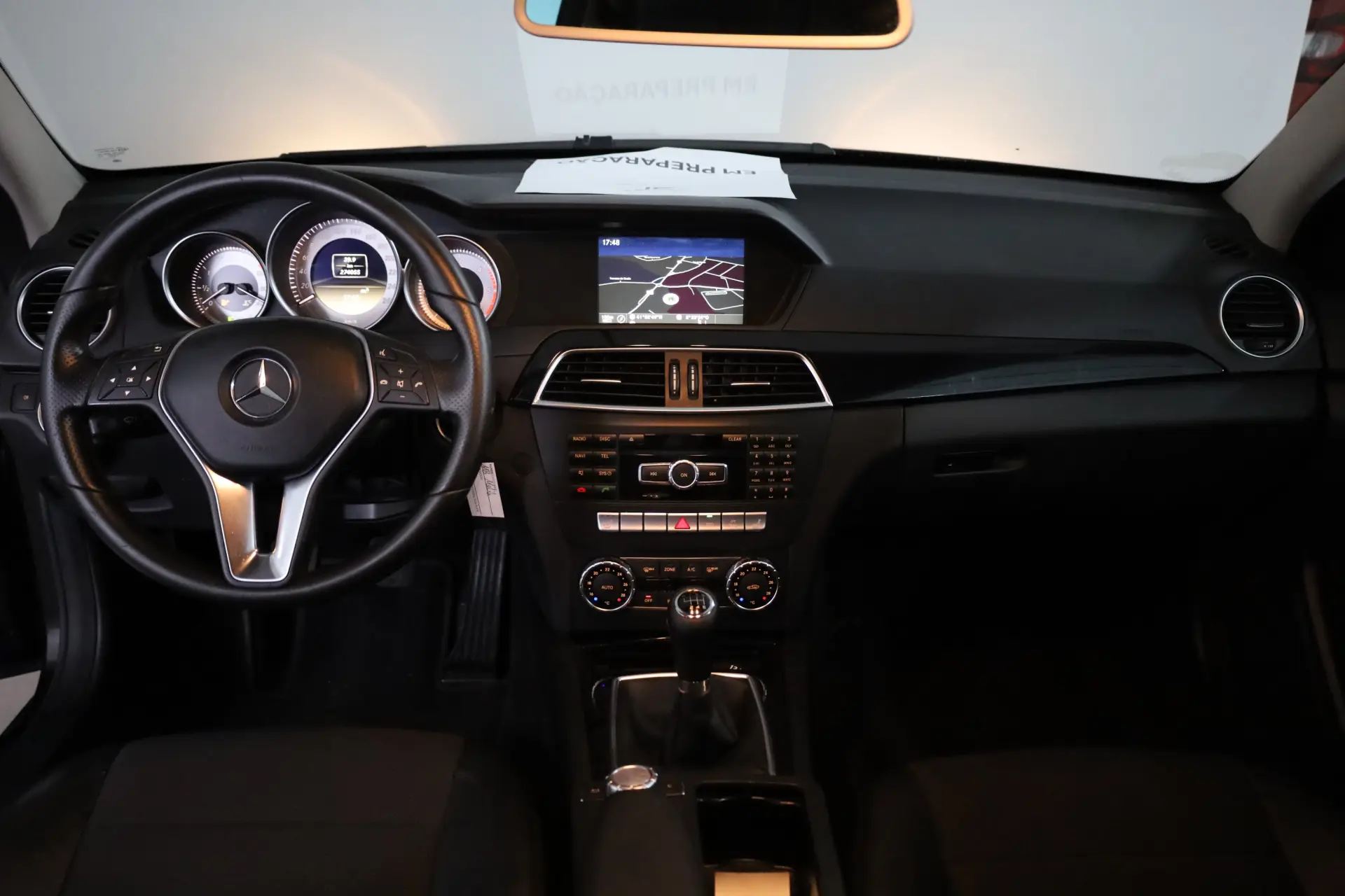 Mercedes-Benz C 220 CDI DPF (BlueEFFICIENCY) 12