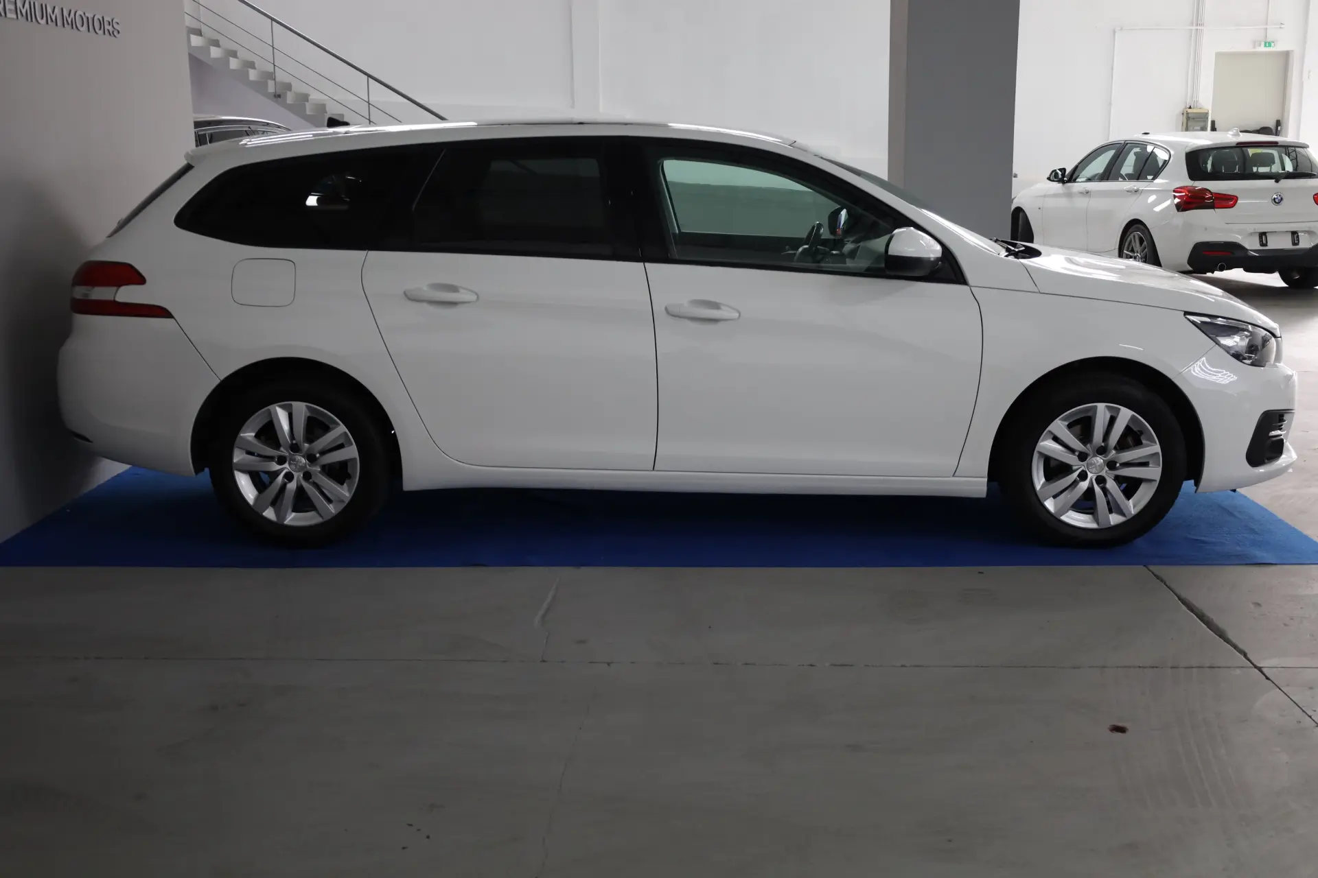 Peugeot 308 SW 1.6 BlueHDi Allure 4