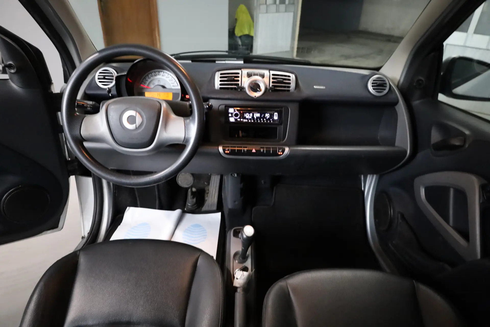 Smart ForTwo Coupé 1.0 mhd Pure 71 Softouch 13