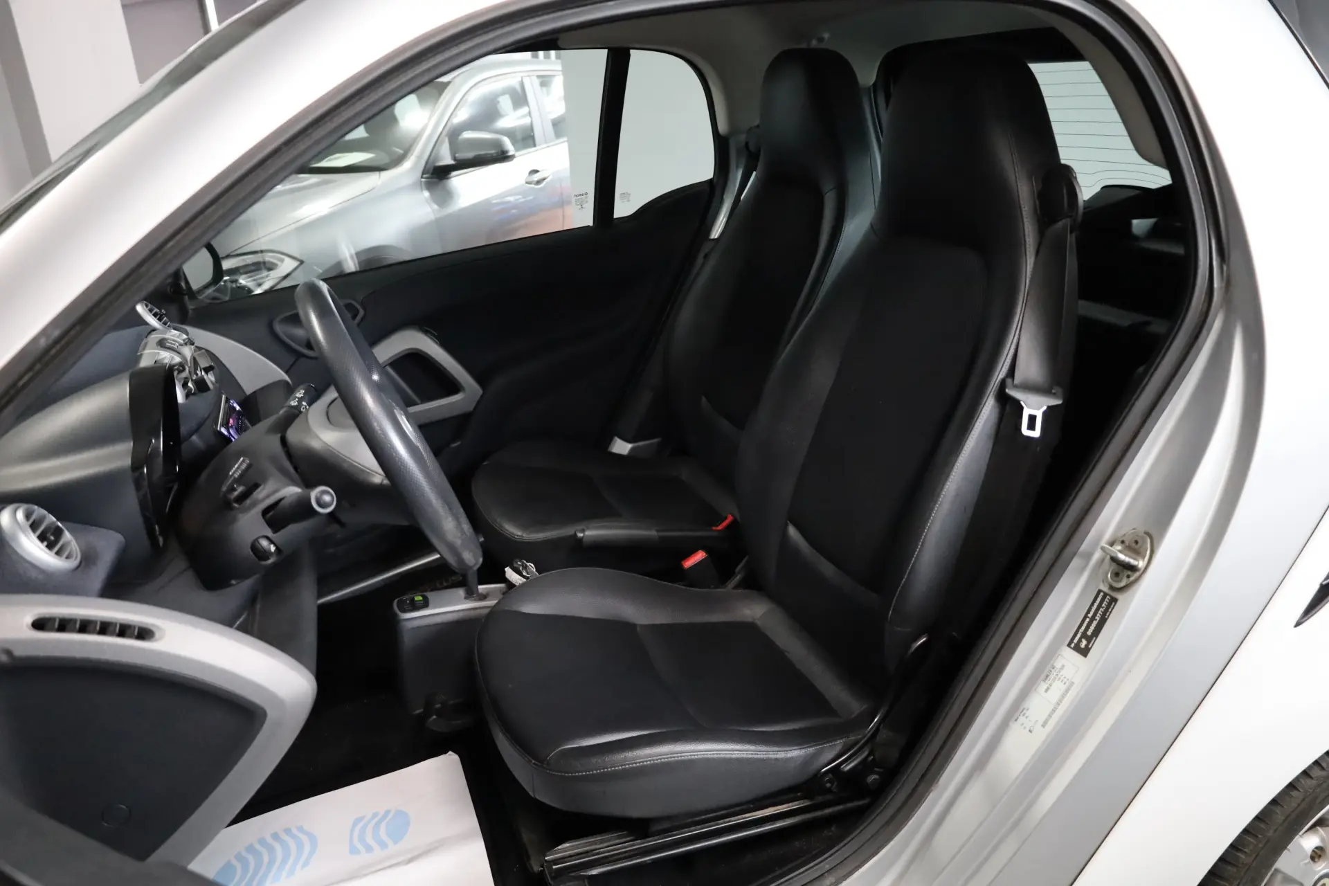 Smart ForTwo Coupé 1.0 mhd Pure 71 Softouch 6