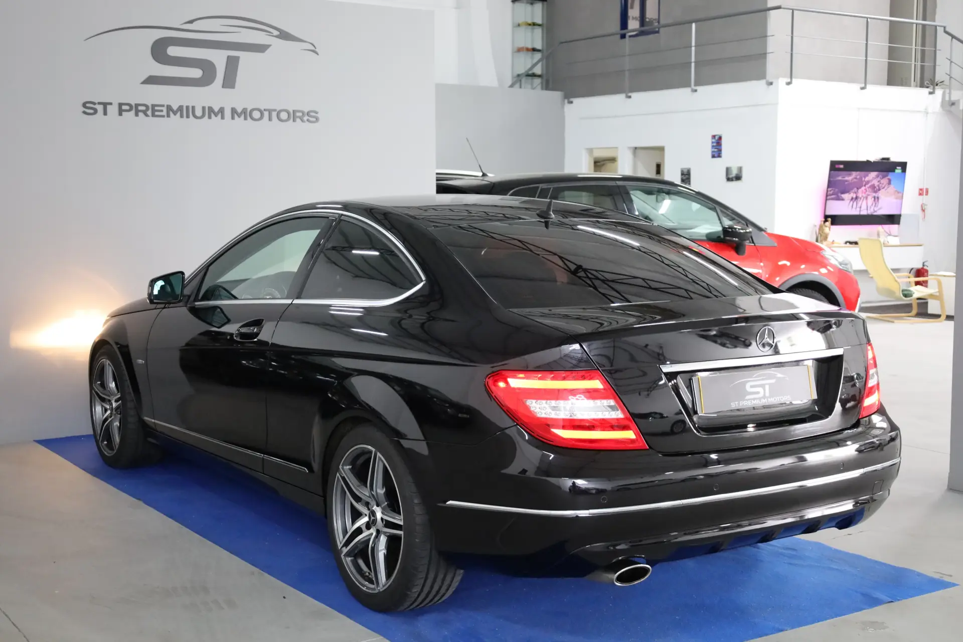 Mercedes-Benz C 220 CDI DPF (BlueEFFICIENCY) 18