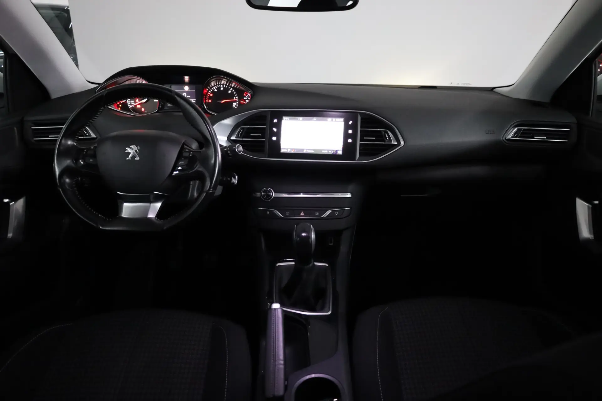 Peugeot 308 SW 1.6 BlueHDi Allure 15