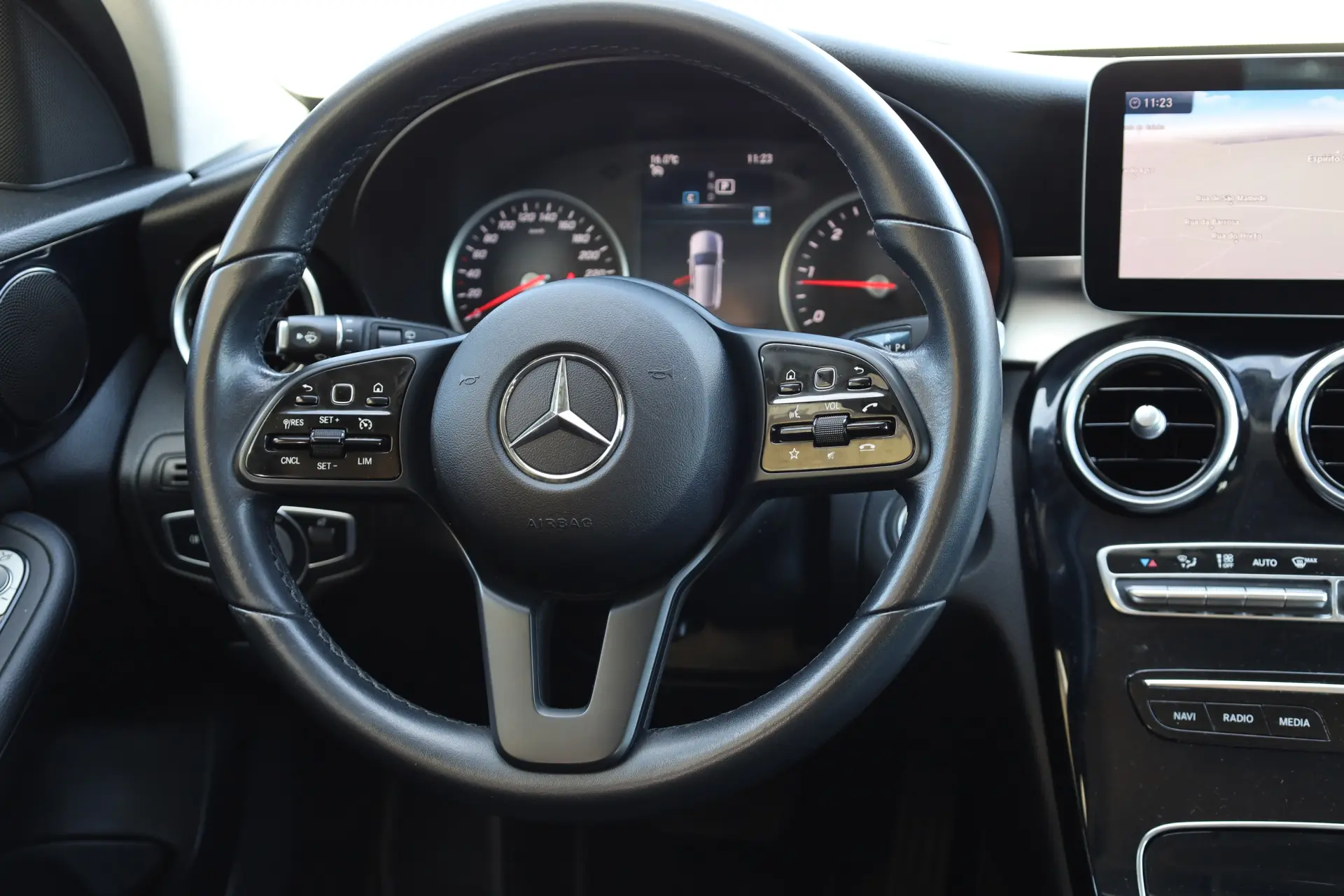 Mercedes-Benz C 180 d Station 9G-TRONIC 18
