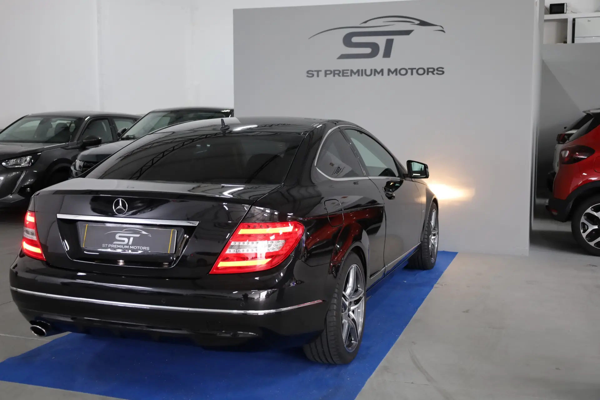 Mercedes-Benz C 220 CDI DPF (BlueEFFICIENCY) 20
