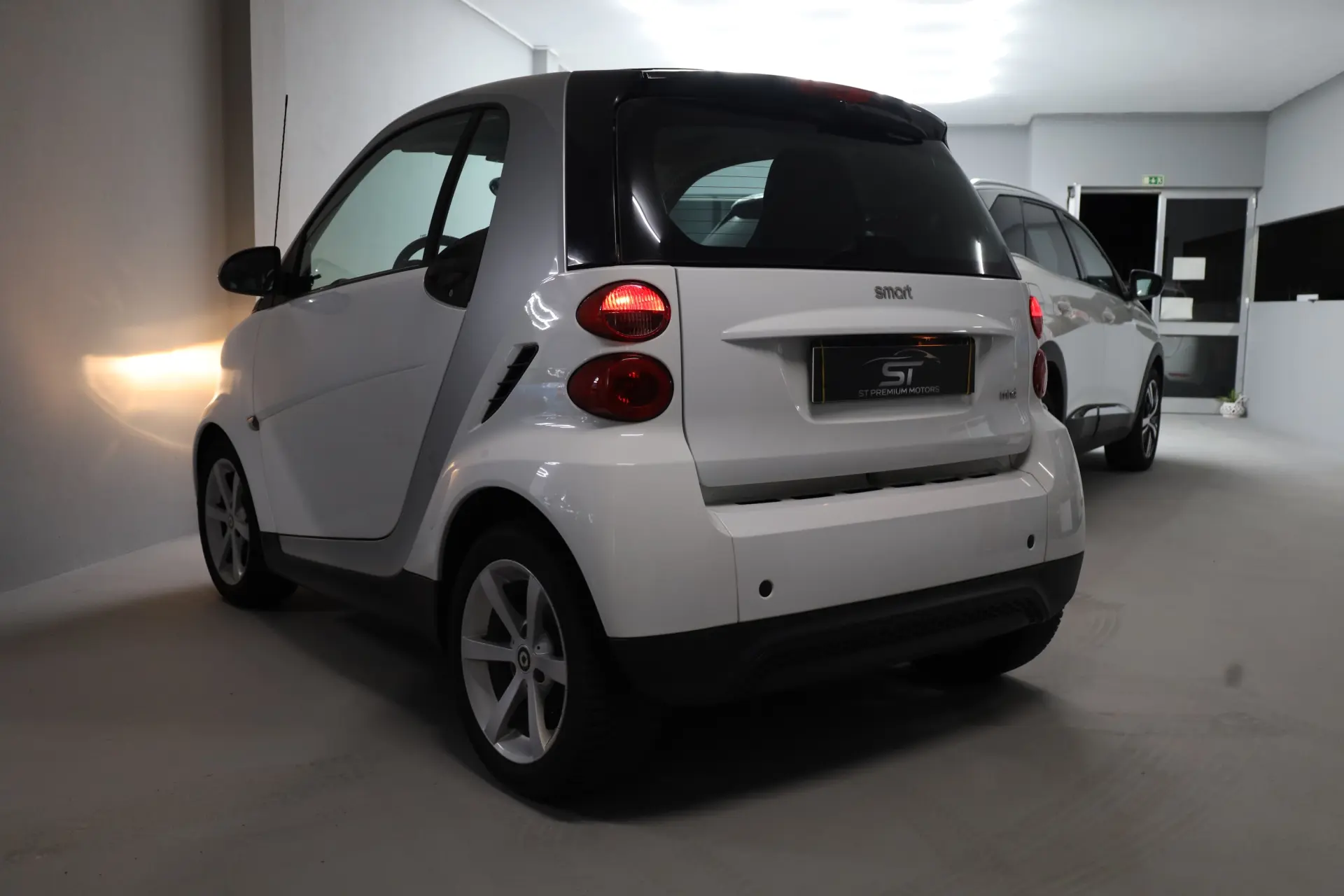 Smart ForTwo Coupé 1.0 mhd Pure 71 Softouch 17