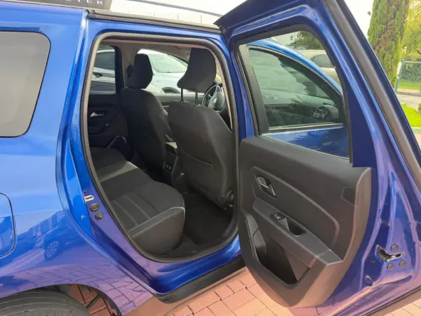 Dacia Duster 1.5 Blue dCi Comfort 4WD 10