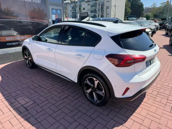 Ford Focus 1.0 EcoBoost Titanium 40