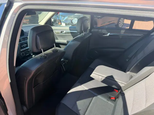 Mercedes-Benz C 250 (BlueTEC) d 4Matic Station 7G-TRONIC Avantgarde 9