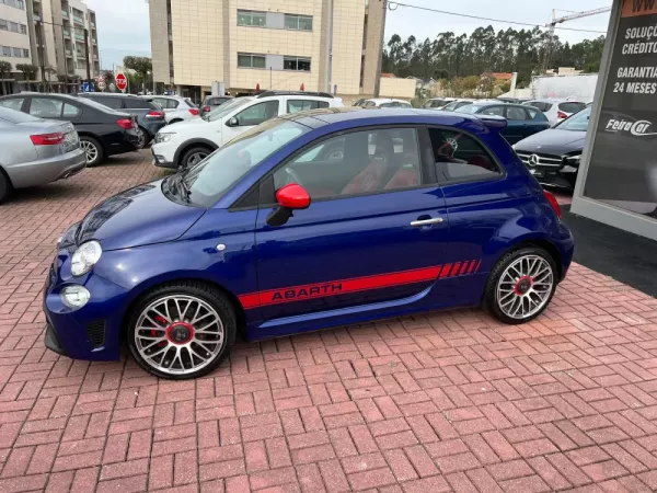 Abarth 500e C Outro 5